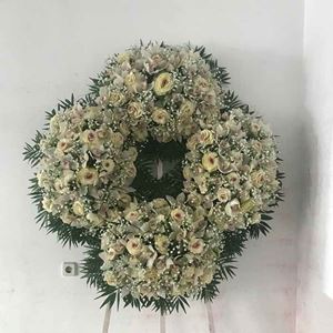 Picture of Funeral Wreath 001