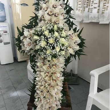 Picture of Funeral Wreath 003