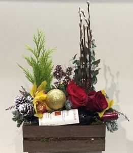 Picture of Arrangement with wine