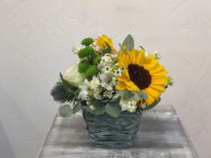 Picture of Arrangement in Basket